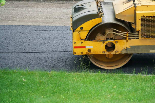 Best Driveway Paving Contractor  in Glespie, IL